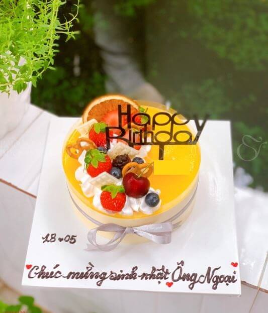 bánh kem moose chanh dây tặng sinh nhật