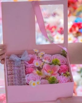 Hộp hoa chứa tiền with Love